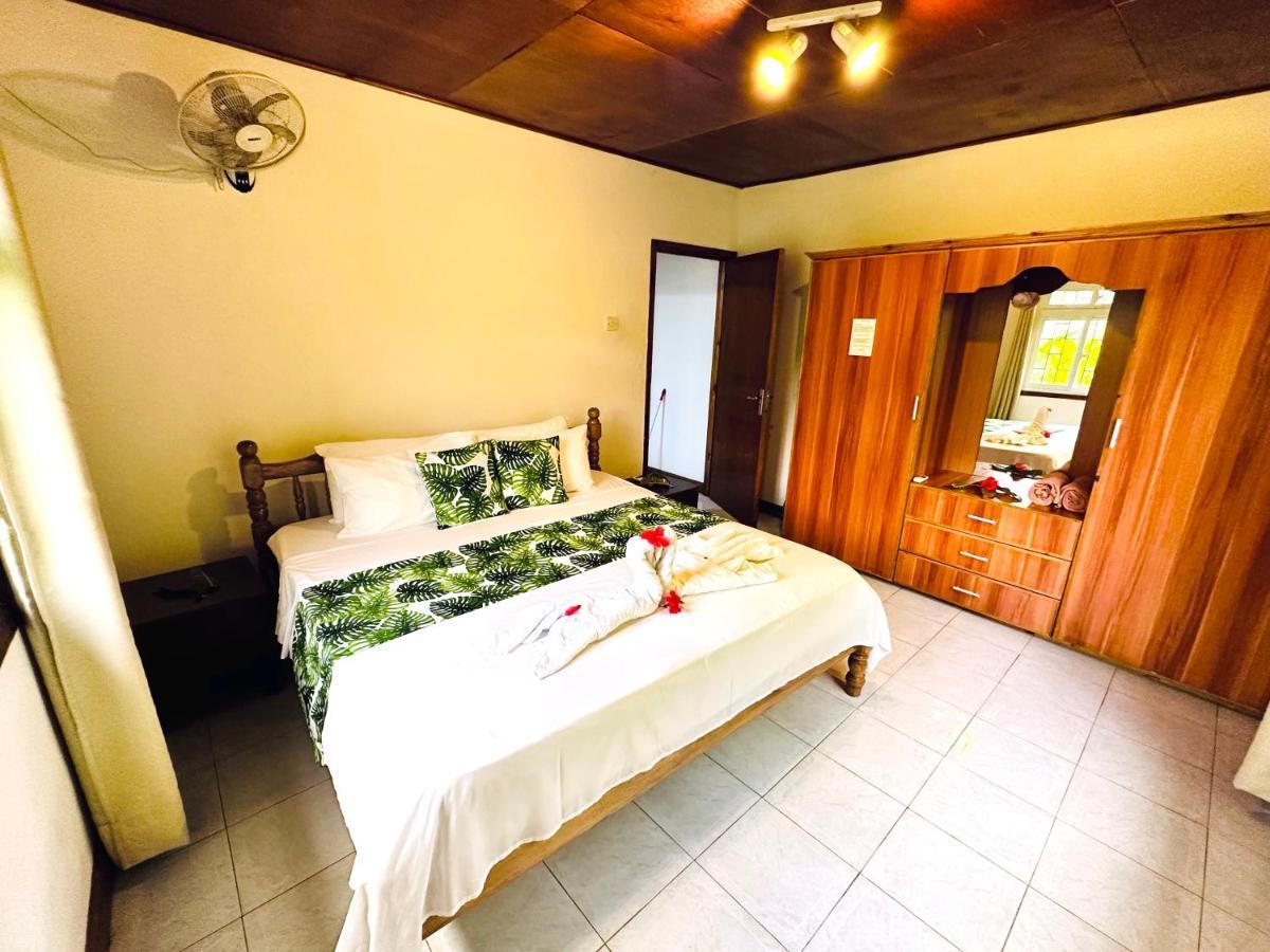 88 Days Self Catering Holidays & Accomodation Baie Lazare  Bagian luar foto